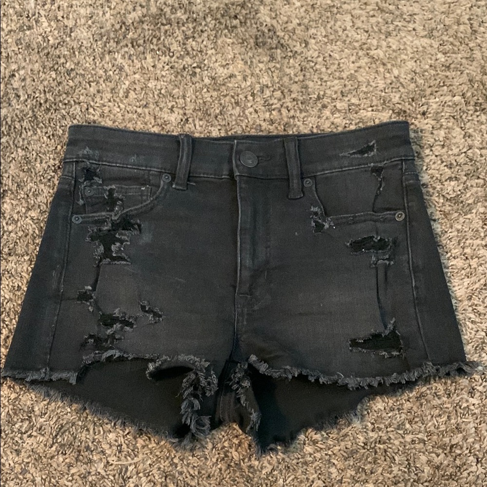 American Eagle Women’s Distressed Black Denim Shorts size 4
